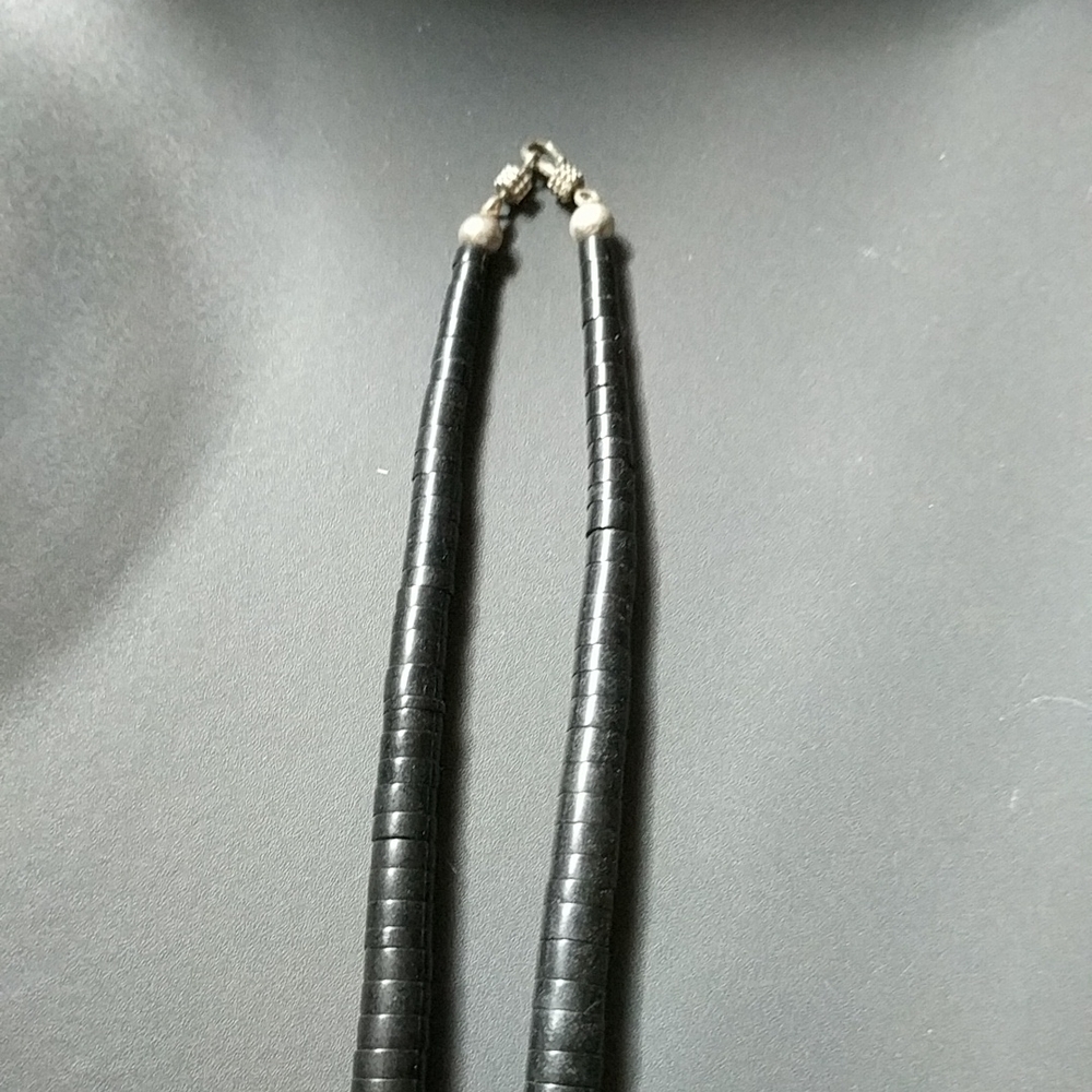 Jockla Native American Necklace - Picture 5 of 6